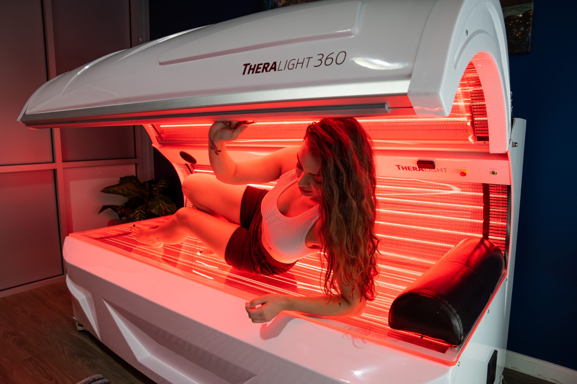 TheraLight 360 full-body red light therapy bed at iCRYO Marietta